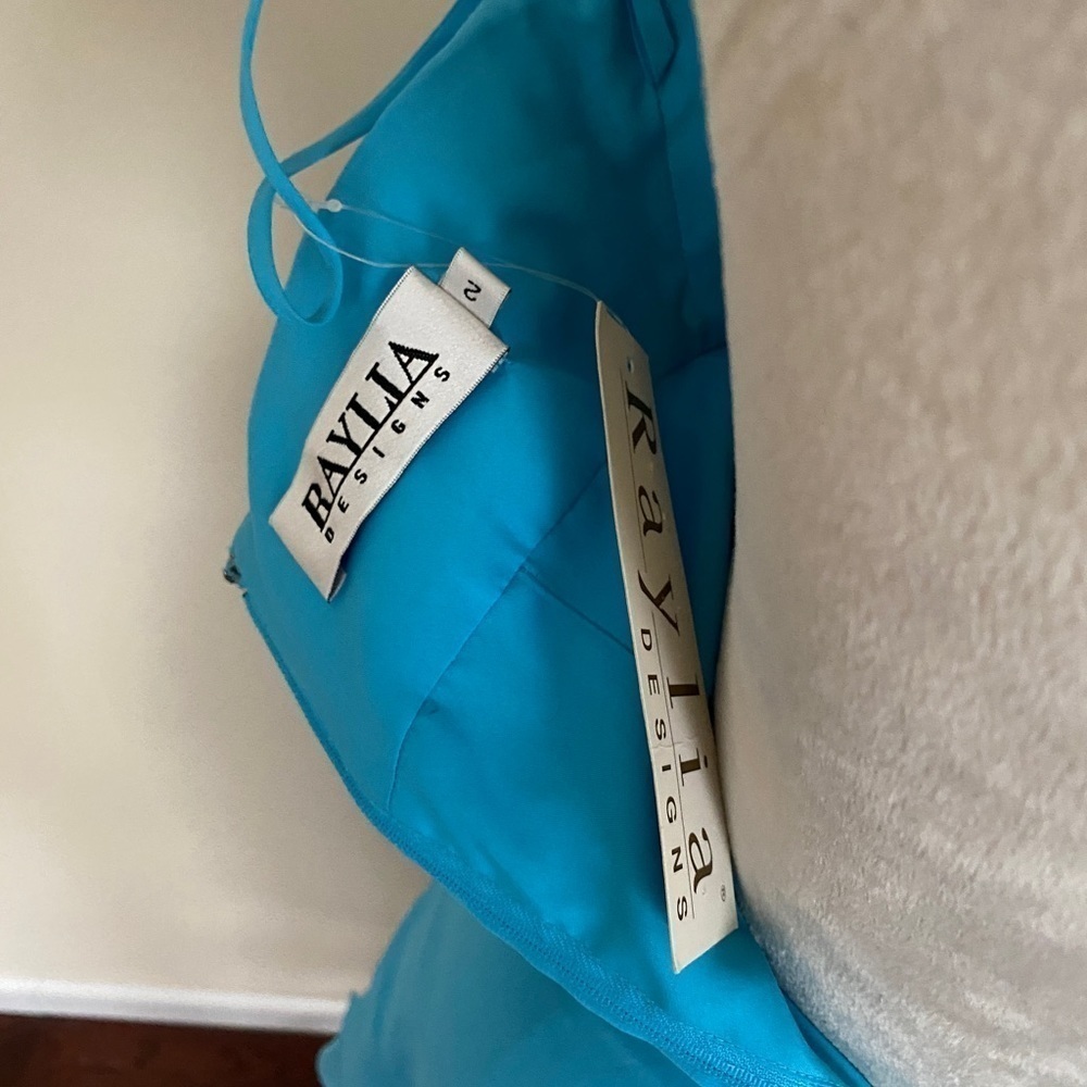 NWT Turquoise Spaghetti Strap Fit & Flare Asymmetrical Layered Hem Formal Dress - Picture 5 of 12